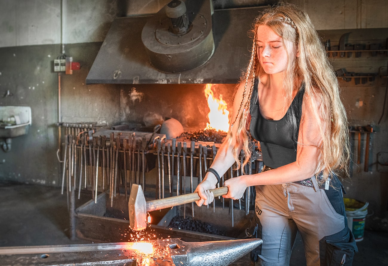 Ausbildung-bei-app-Metallbauerin